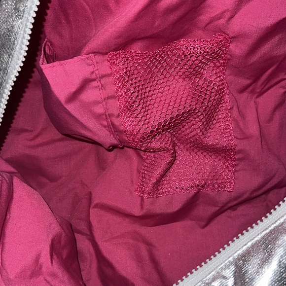 VSPink Silver bag/ duffel - Picture 7 of 9